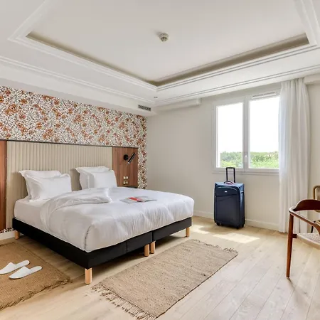 Hotel Zenitude La Valadiere, Ascend Collection 4*