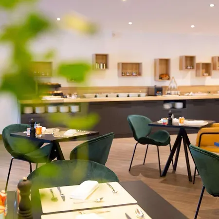 Zenitude La Valadiere, Ascend Collection 4* Juvignac